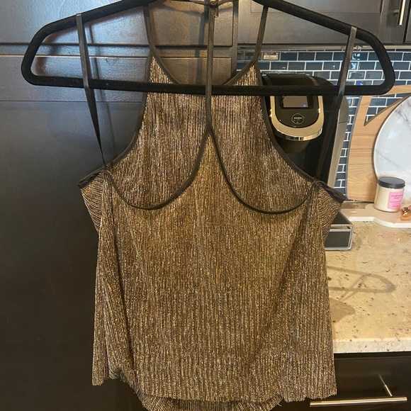 Sheer gold shimmer racerback tank - Picture 4 of 6